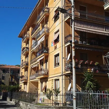 Al Numero 16 Apartment *