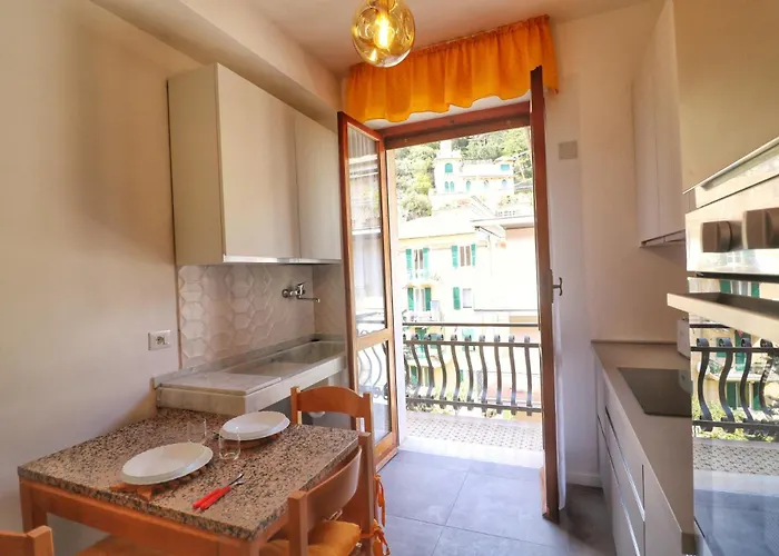 아파트 Al Numero 16 *